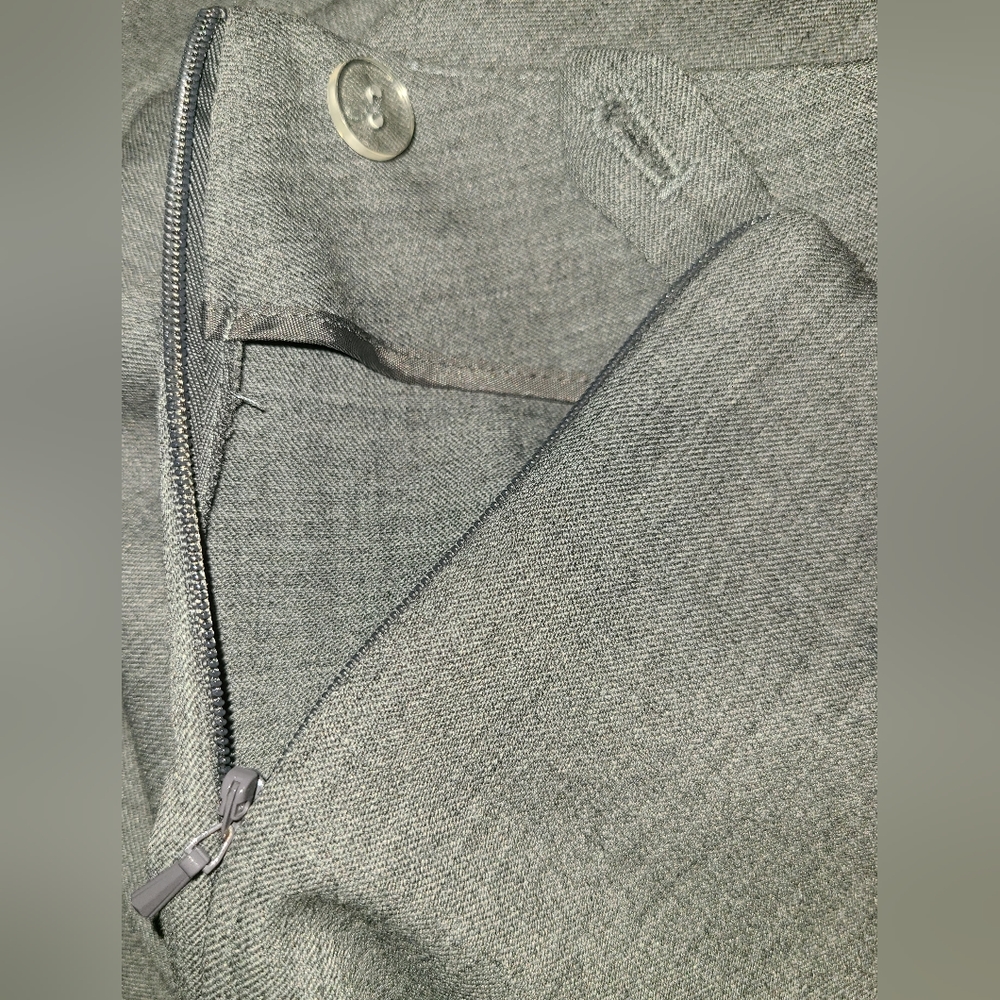 Jones New York size 16 gray pants - Picture 3 of 6